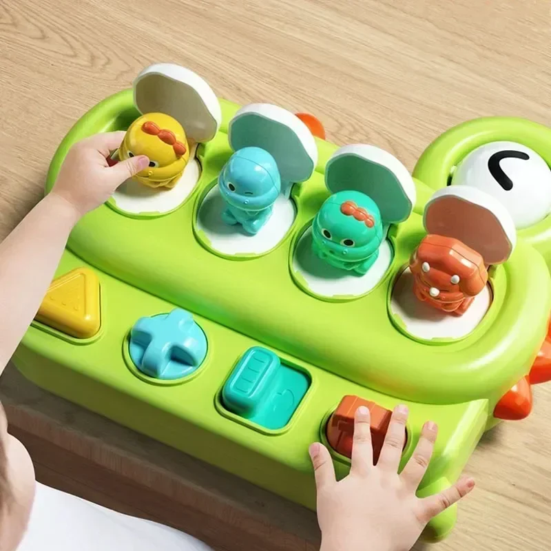 Peek & Play™ - Klikkaa, käännä ja ylläty! - Vauvan Pop-up-lelu