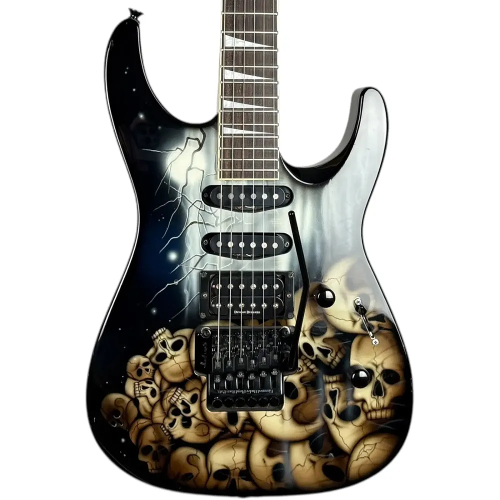 Jackson Dinky DK2 - Pääkallokasa