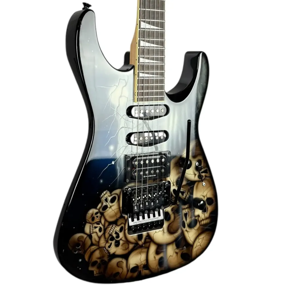 Jackson Dinky DK2 - Pääkallokasa