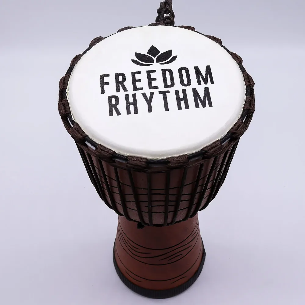 Iso Pro Djembe Rumpu – Vapauden Rytmi (korkea) – 50cm (22cm Diia)