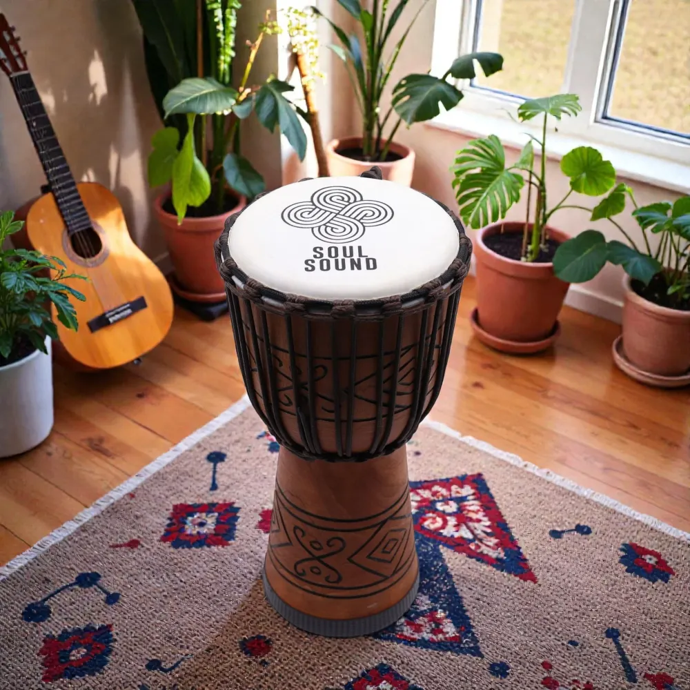 Medium Pro Djembe-rumpu – Soul Sound (matala) – Keskikokoinen 40 cm (18 cm Diia)