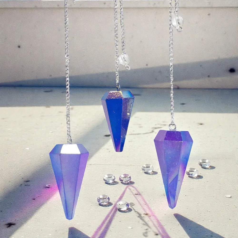 Kuusikulmainen heiluri – Aurora Crystal Blue – 4 cm
