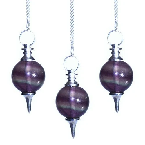 Violetti fluoriittikidepallo dowsing-pendeli