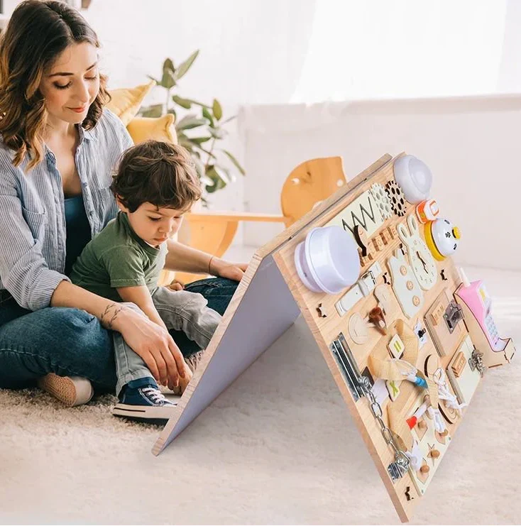 Happy Skills | Kehitys ilolla - DIY Busy Board -materiaalit