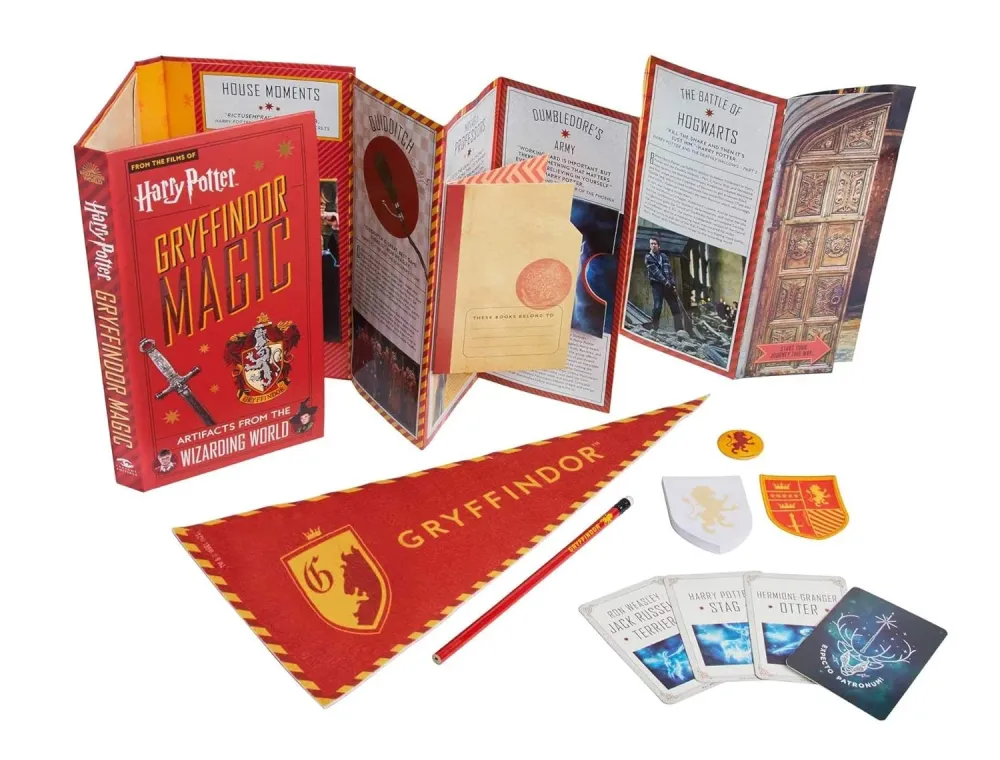 Harry Potter: Gryffindor Magic - Artifacts from Wizarding World - Jody Revenson