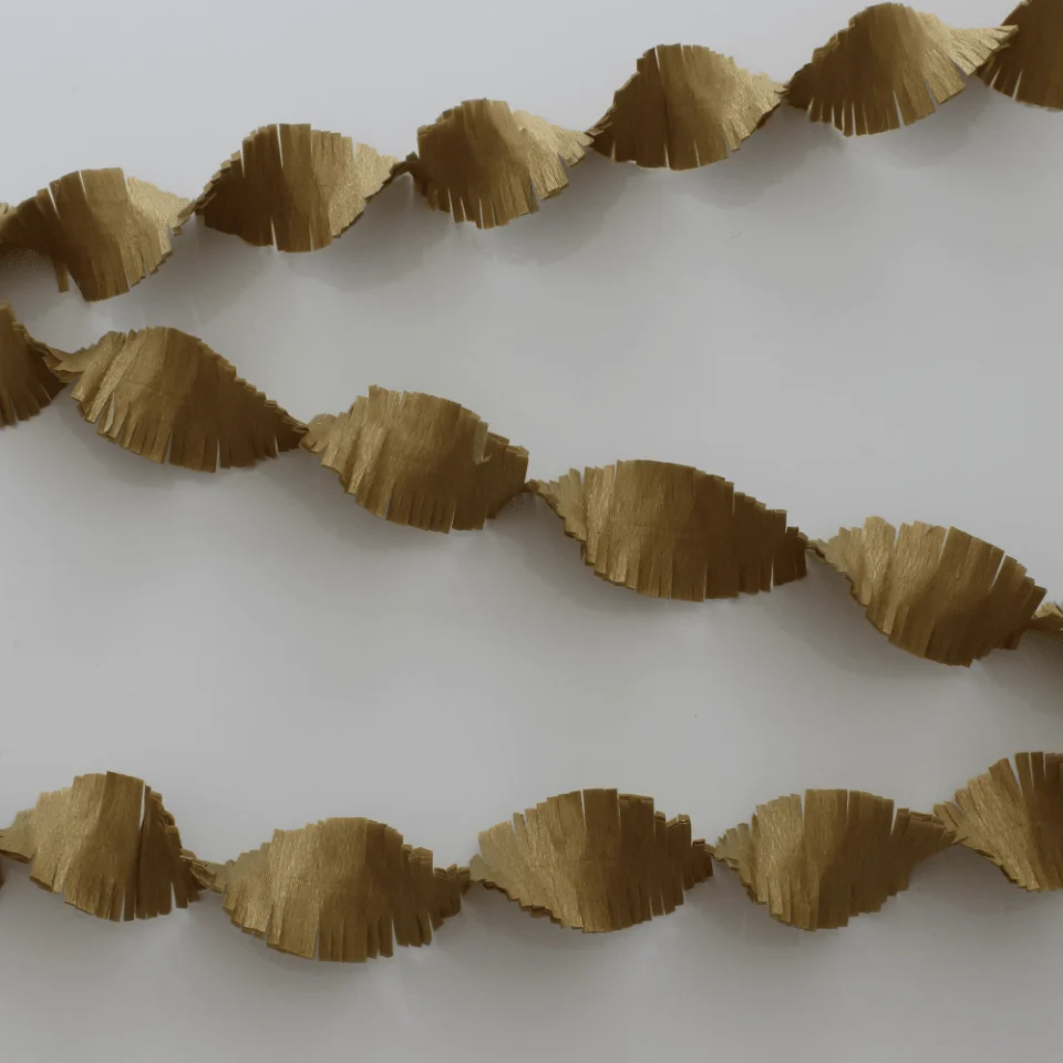 Garland Gold Crepe 24m