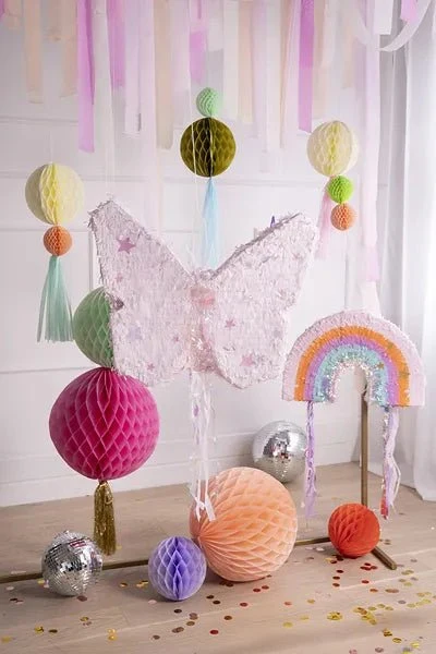 Perhonen Pinata vaaleanpunainen 58cm
