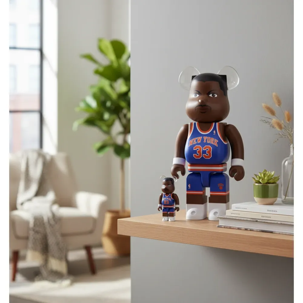 100% & 400% Bearbrick -setti – Patrick Ewing (New York Knicks)