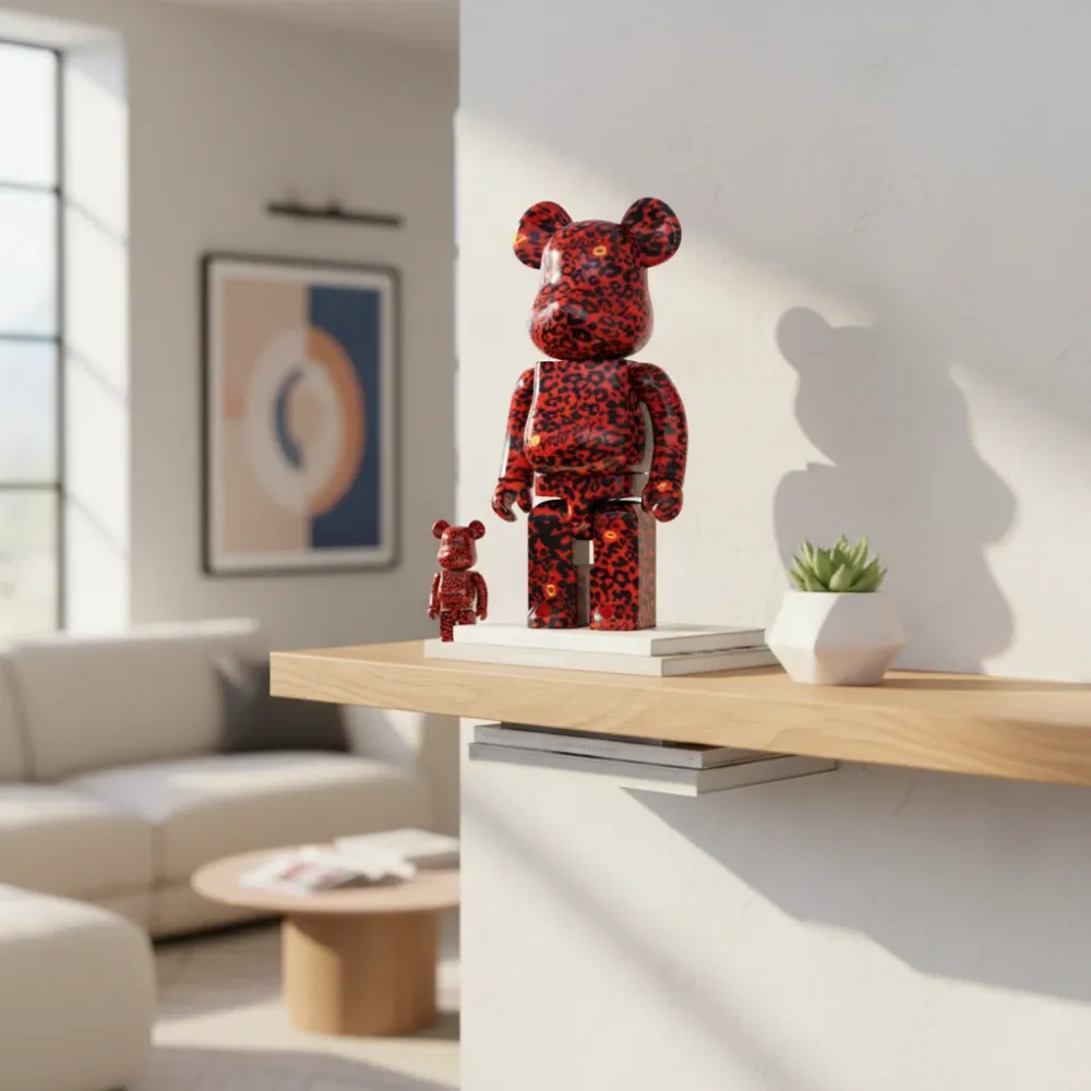 400 % & 100 % Bearbrick -setti – Amplifier (Red) HIDE