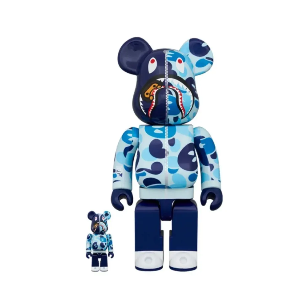 400 % & 100 % Bearbrick -setti – BAPE – Baby Milo Shark Camo, sininen