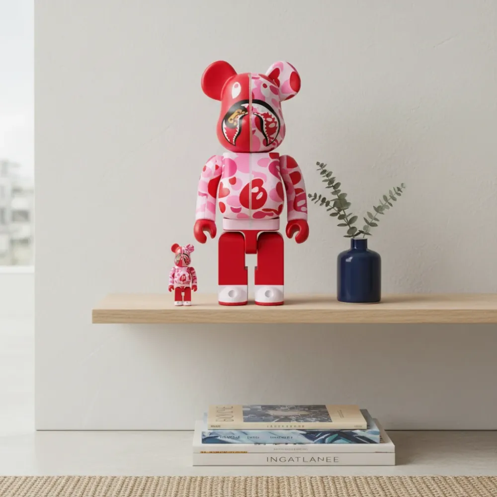 400 % & 100 % Bearbrick -setti – BAPE – Baby Milo Shark Camo, pinkki