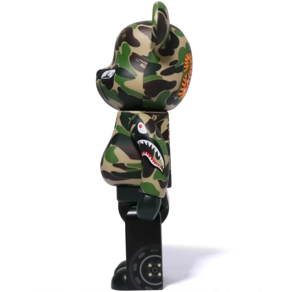 400% + 100% Bearbrick -setti - LBWK x BAPE (Green Camo)