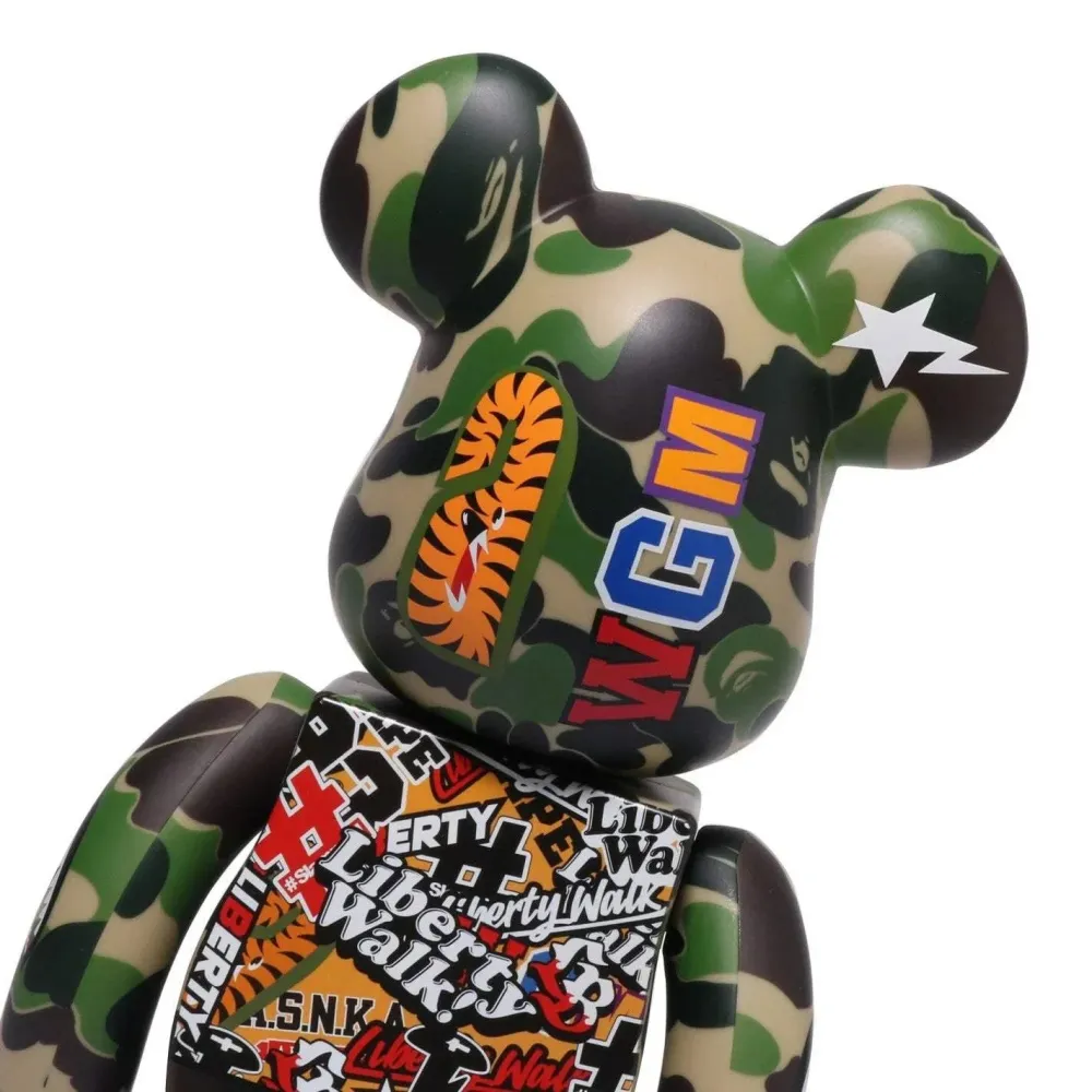 400% + 100% Bearbrick -setti - LBWK x BAPE (Green Camo)