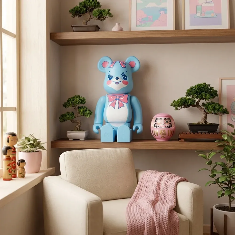 400% Bearbrick – Huglly (Swimmer)
