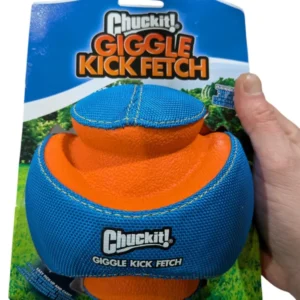 Chuckit Giggle Kick Fetch - ainutlaatuinen pallo hauskalla "kikatusäänellä"