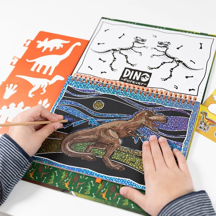 Dino Scratch ja värityskirja 1:ssä