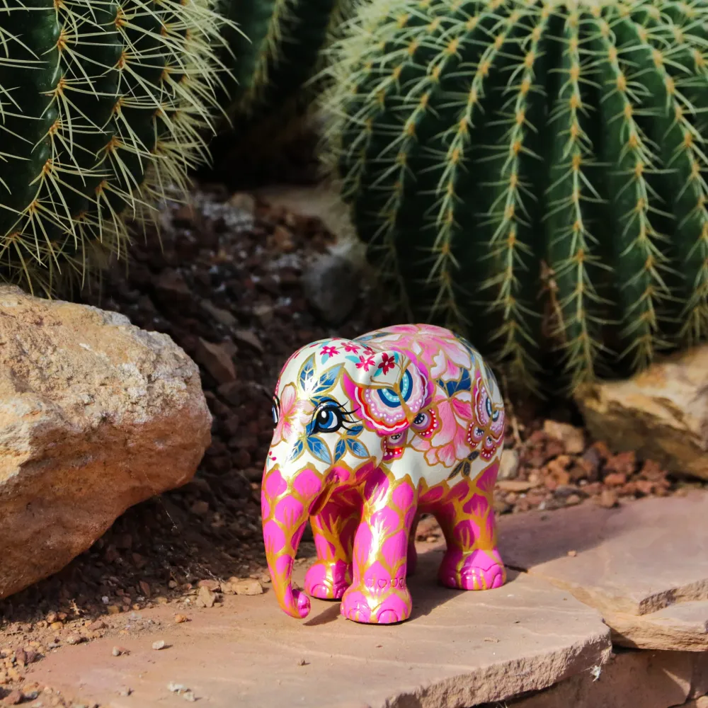 Elephant Parade norsu Belinda 15 cm Rajoitettu erä, Khunakorn Muenpang Asia Herd BELINDA 15