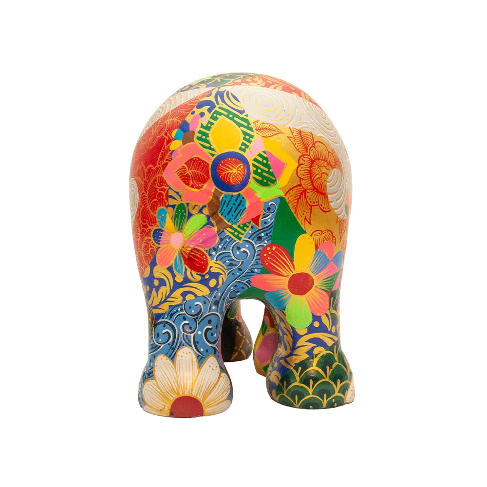 Elephant Parade norsu Sarong 20 cm rajoitettu erä Narin Kantawong Sarong 20