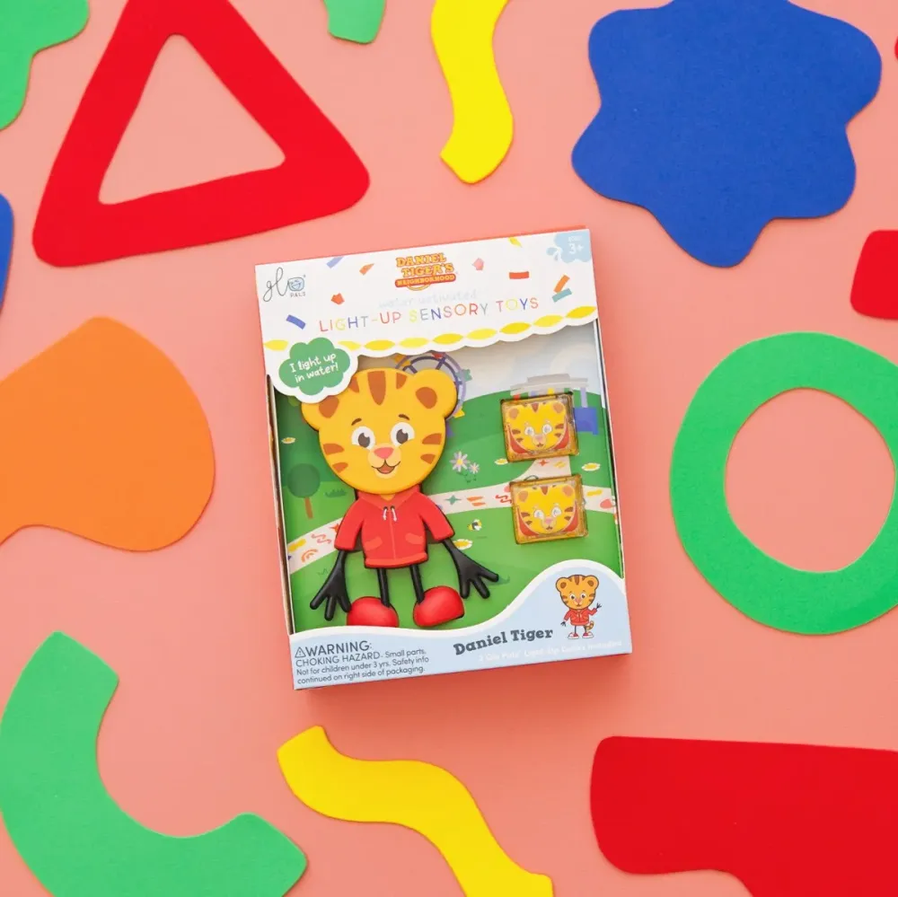 Glo Pals Kylpyleluja Sensory Light-Up Nukke ja kuutiot Daniel Tiikeri