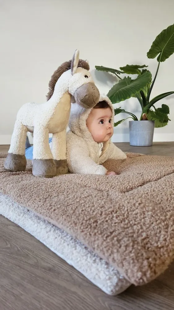 Happy Horse hali hevonen Helma 24cm