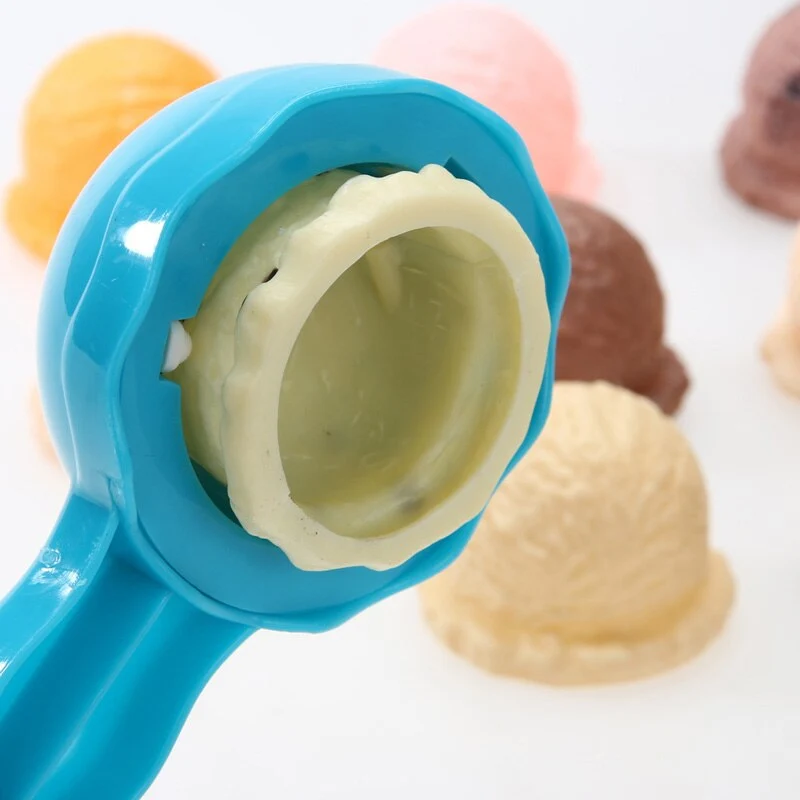 Ice Cream Game™ - Pinoa itsesi huipulle - Jäätelötorni pinoamispeli