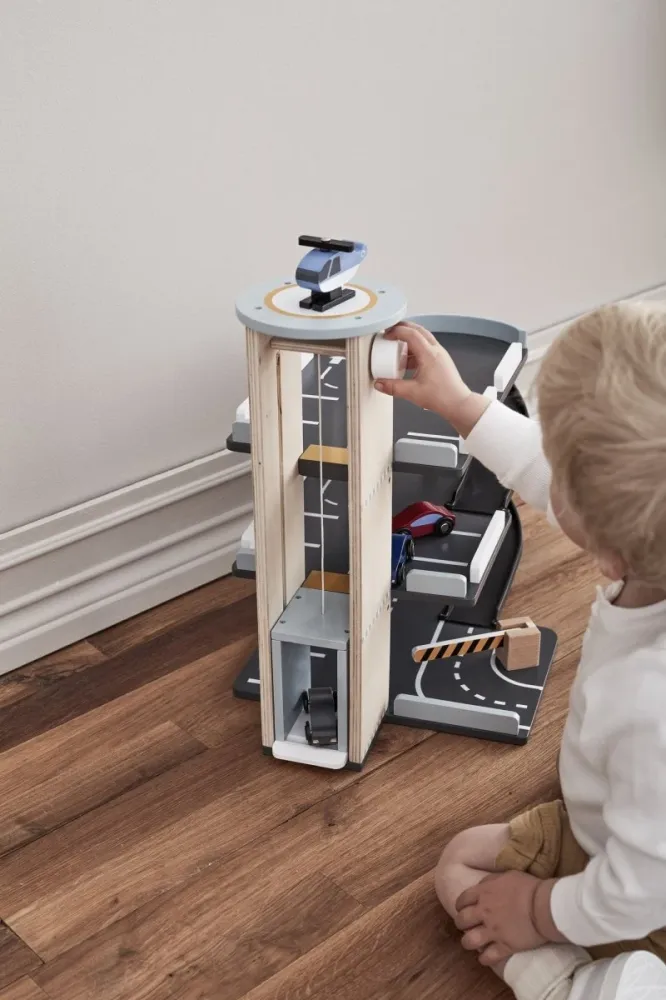 Kid's Concept leluauto autotalli