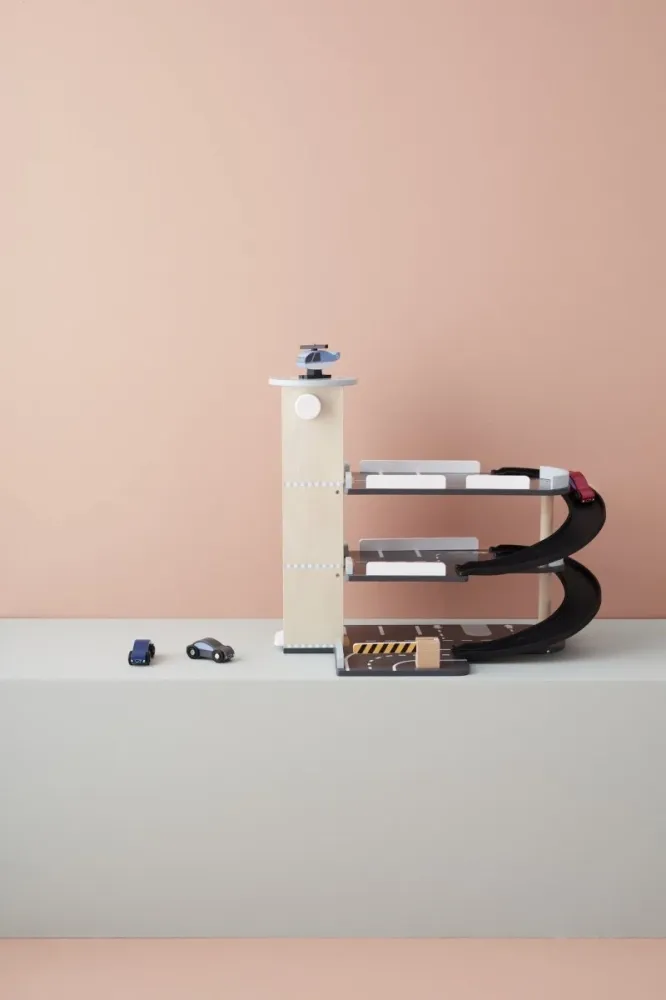 Kid's Concept leluauto autotalli