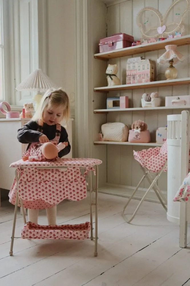 Konges Sløjd Muuttopöytä Rosie Rose