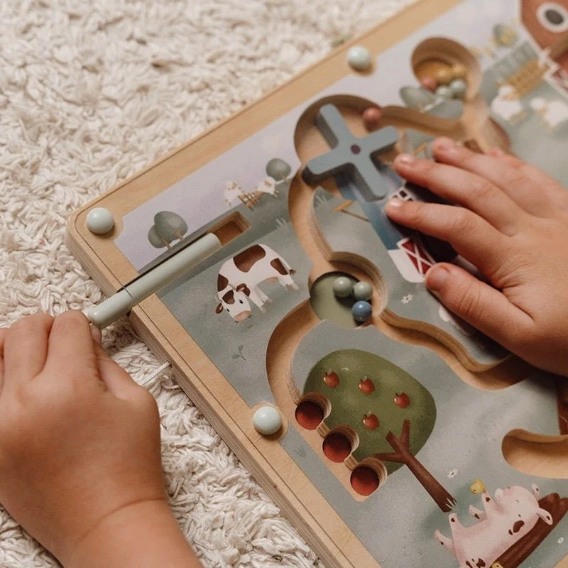 Little Dutch Game Magneettinen sokkelo Little Farm