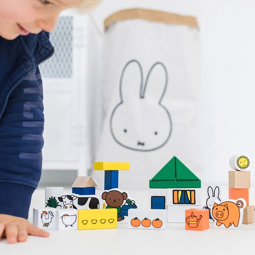 Miffy puiset palikat maatila