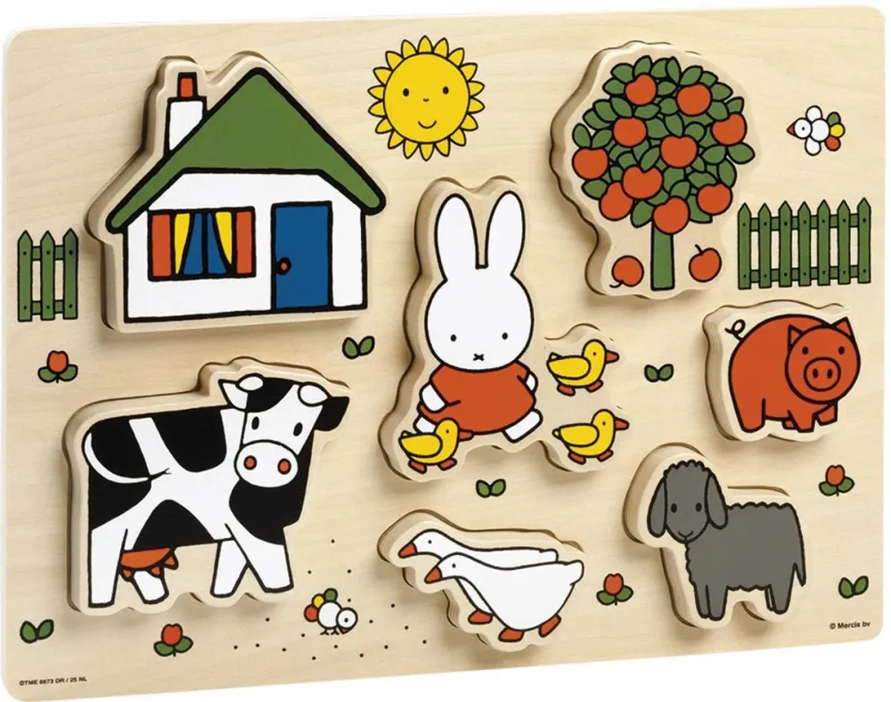 Miffy Puzzle maatilan pihalla