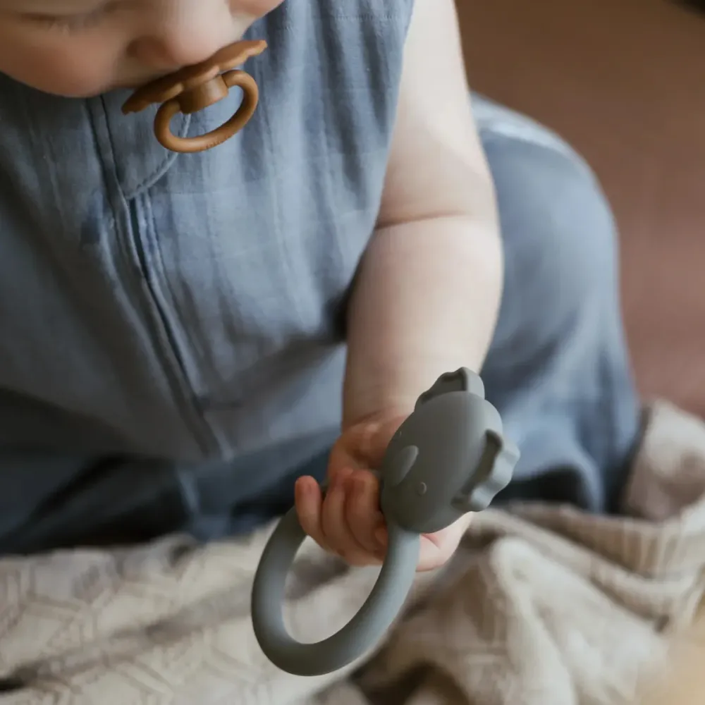 Mushie hammaslääkerengas Koala Grey