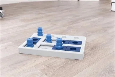 Trixie Dog Activity Chess - interaktiivinen koiranlelu pienille ja keskikokoisille koirille - tason 2 älykkyyspeli