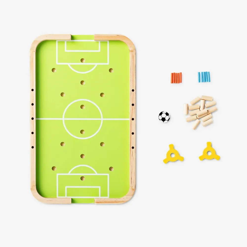 Puinen mini jalkapallopeli