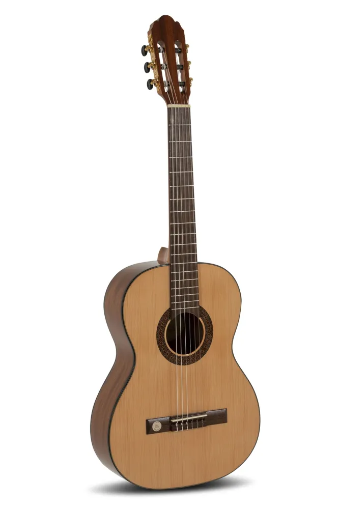 GEWA Classical guitar Pro Arte GC 100 - 7/8 size