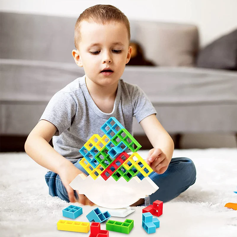 TetraTower | Rakenna ja tasapainota! - Tetris-pinoamispeli