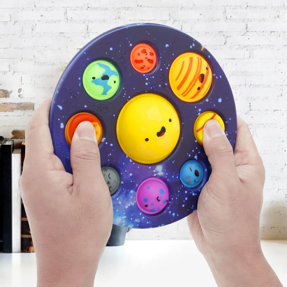 SpacePop | Rentouttavaa leikkimistä - Planet Simple Dimple Fidget Popper lapsille