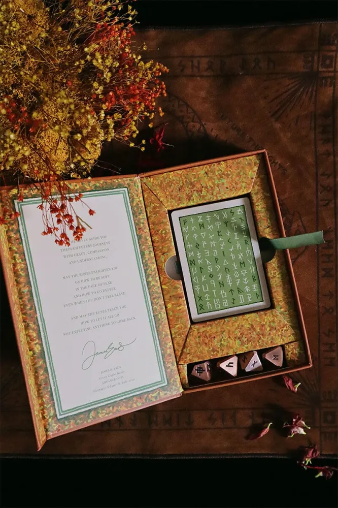 Green Glyphs Runes - James R. Eads (Kickstarter, Indie)