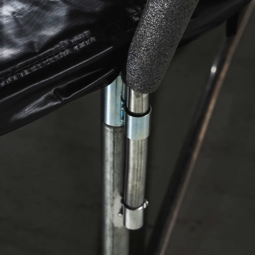 React Aero trampoliini 3,05m turvaverkolla